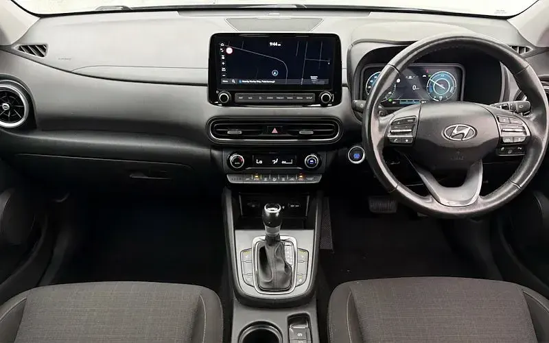 Used Hyundai Kona Premium 141 HP (103 kW) 2022 Grey SUV
