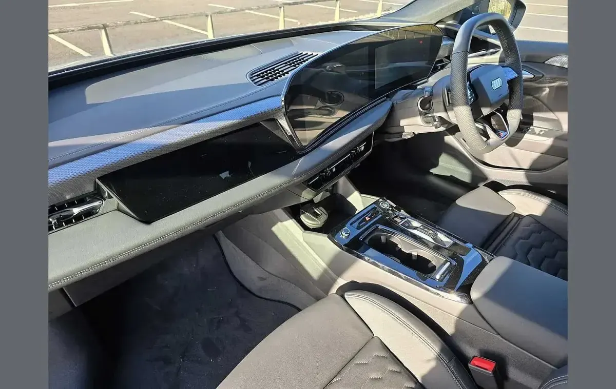 Used Audi A6 e-tron S-Line 210 kW (286 HP) 2025 Grey Sedan