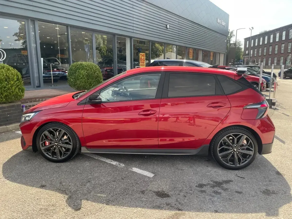 Used Hyundai i20 204 HP (150 kW) 2022 Red Hatchback