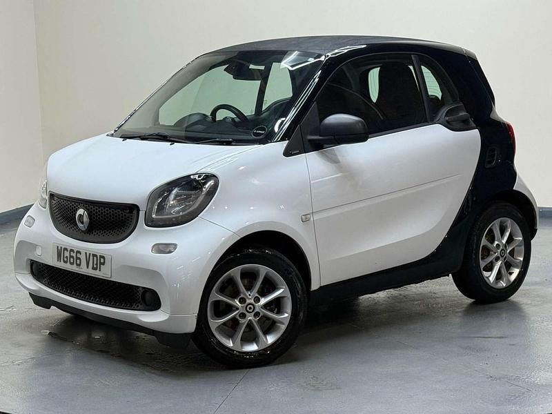 Used Smart ForTwo Coupé Passion 2016 White Coupe