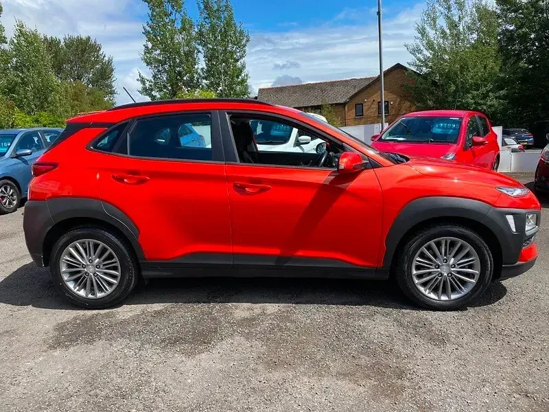 Used Hyundai Kona SE 120 HP (88 kW) 2019 Sunset orange pearl metallic SUV