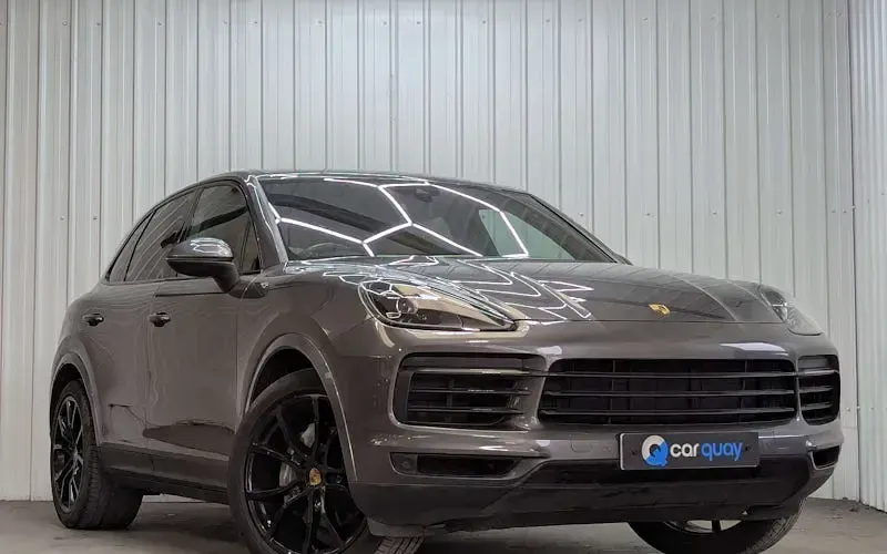 Usado Porsche Cayenne 340 HP (250 kW) 2022 SUV