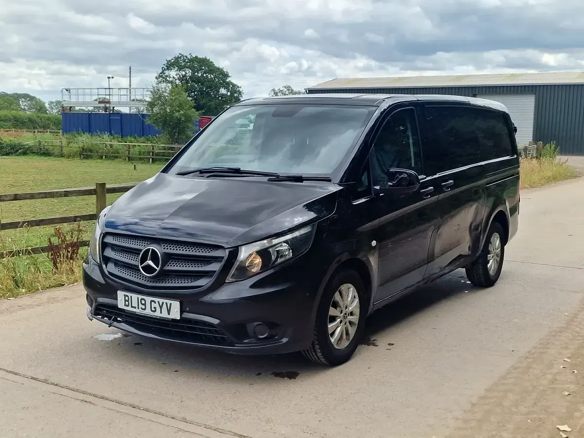 Used Mercedes Vito 114 HP (83 kW) 2019 Black Van
