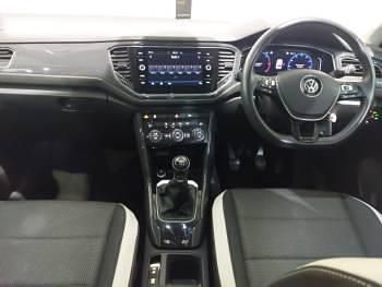 Used VW T-Roc SEL 115 HP (84 kW) 2018 White SUV