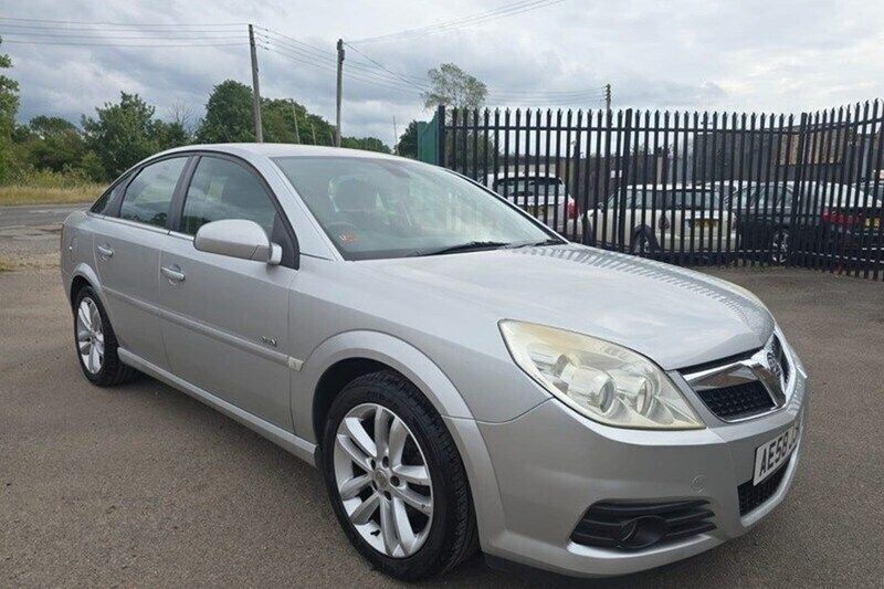 Used 2008 Vauxhall Vectra Design Edition Hatchback | £1,495 (Fair price) - Image 1/1