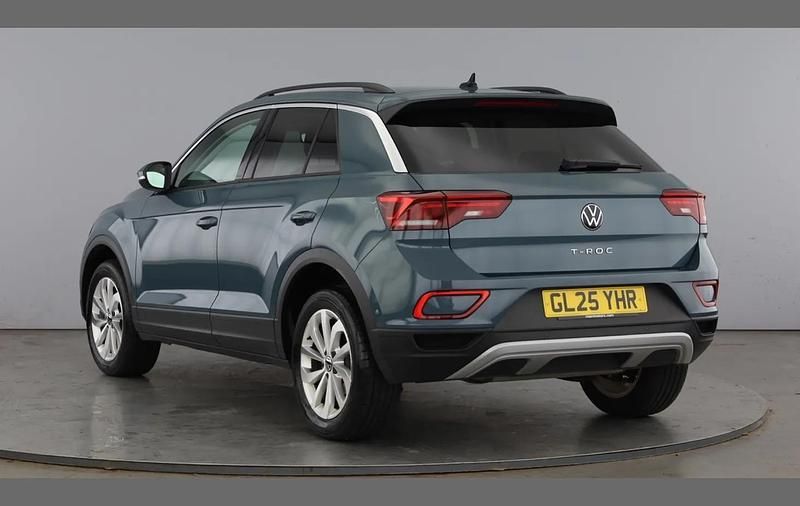 Used VW T-Roc Match 150 HP (110 kW) 2025 Blue SUV