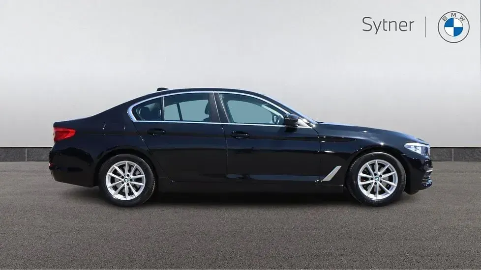 Used BMW 520 Sport Line 187 HP (137 kW) 2019 Black