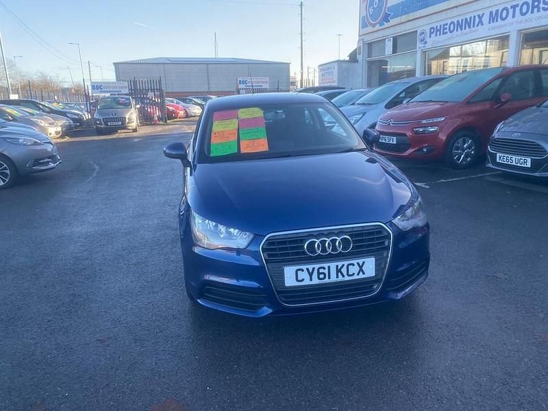 Used Audi A1 Business 86 HP (63 kW) 2011 Blue Hatchback