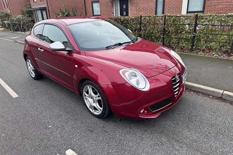 Used Alfa Romeo MiTo Veloce 135 HP (99 kW) 2010 Red Hatchback