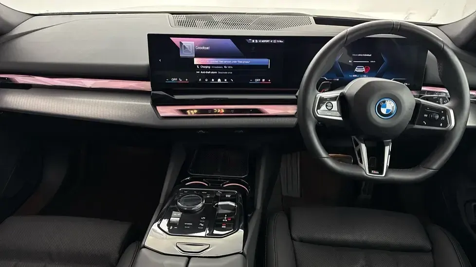 Used BMW i5 M Sport 246 kW (335 HP) 2025 White Estate