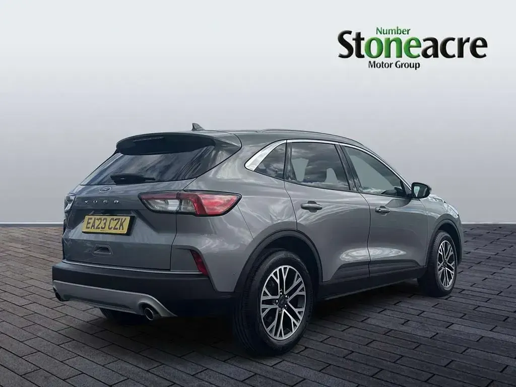 Used Ford Kuga Titanium 150 HP (110 kW) 2023 Silver SUV