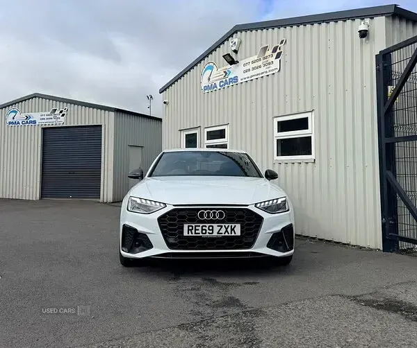 Used Audi A4 Black Edition 136 HP (100 kW) 2019 White Sedan