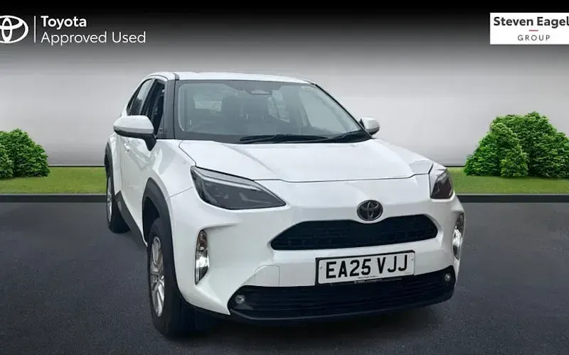 Used Toyota Yaris Cross 116 HP (85 kW) 2025 SUV
