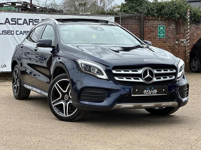 Used Mercedes GLA220 AMG line 2018 Blue SUV