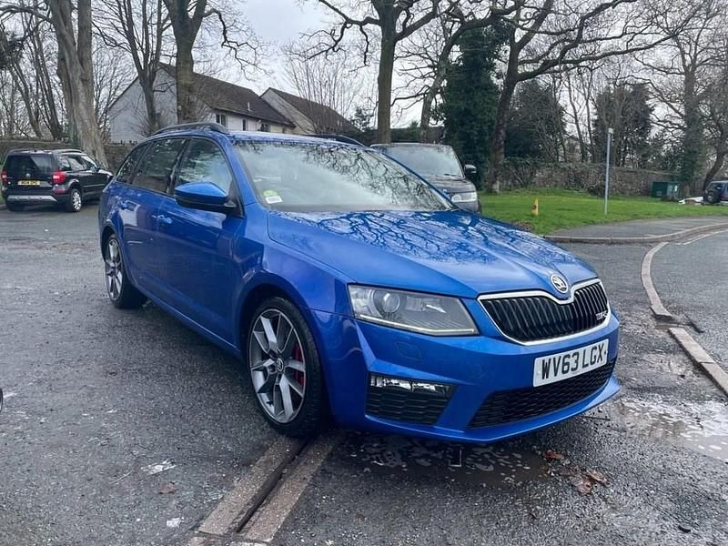 Used Skoda Octavia vRS 184 HP (135 kW) 2013 Blue Estate