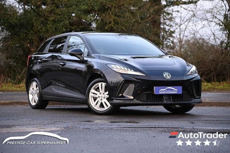 Used MG MG4 EV SE 125 kW (170 HP) 2022 Black Hatchback