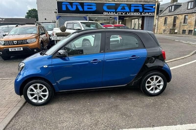 Blue Used 2016 Smart ForFour Passion Hatchback | £4,495 (Fair price) - Image 1/1