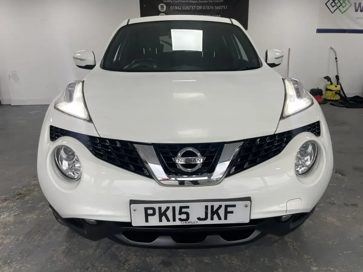 Begagnad Nissan Juke Acenta Premium 2015 Vit SUV