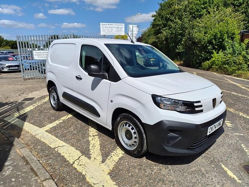 Used Peugeot Partner 2024 White MPV