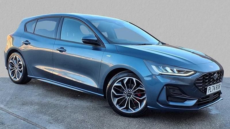 Blue Used 2025 Ford Focus ST-Line X Hatchback | £21,160 (Fair price) - Image 1/4