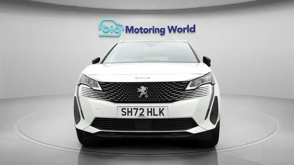 Used Peugeot 3008 GT-line 130 HP (95 kW) 2022 White SUV