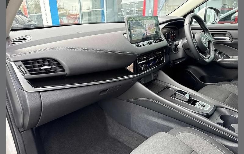 Used Nissan Qashqai N-Connecta 187 HP (137 kW) 2023 White SUV