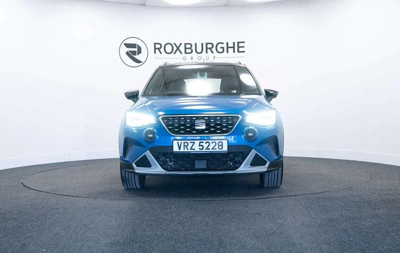 Used Seat Arona Xperience Lux 115 HP (84 kW) 2024 Blue SUV