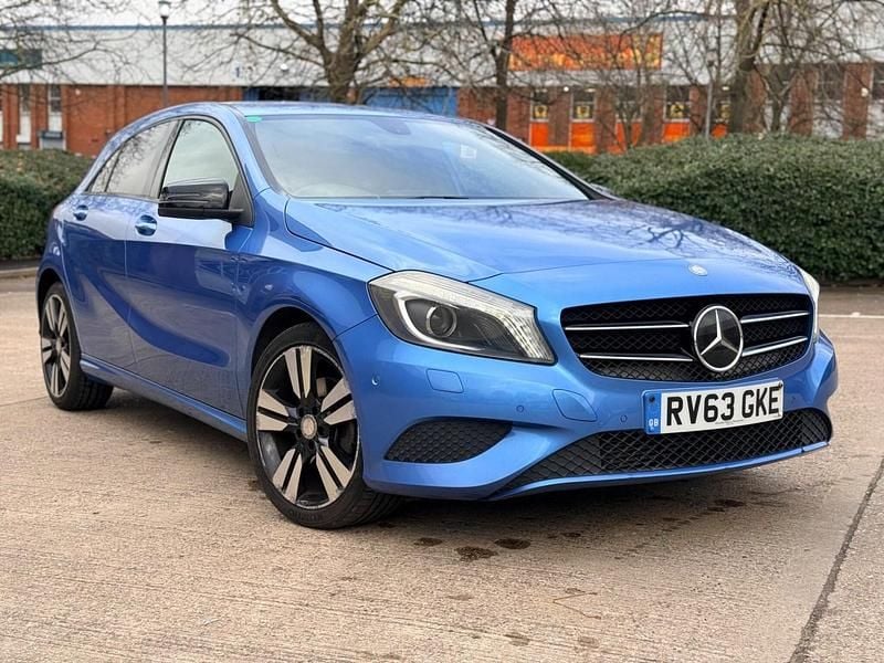 Used Mercedes A200 2013 Blue Hatchback