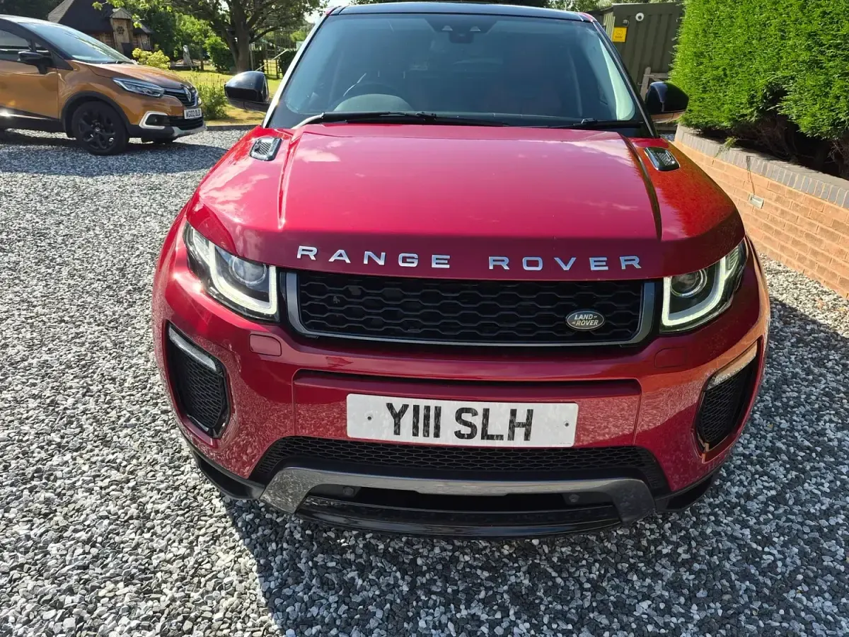 Used Land Rover Range Rover evoque HSE Dynamic 2015 Red Estate