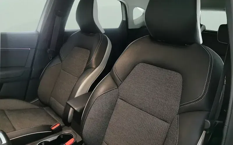 Used Renault Captur Version S 131 HP (96 kW) 2020 White SUV