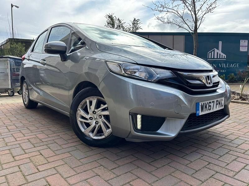 Begagnad Honda Jazz SE 2017 Silver Halvkombi