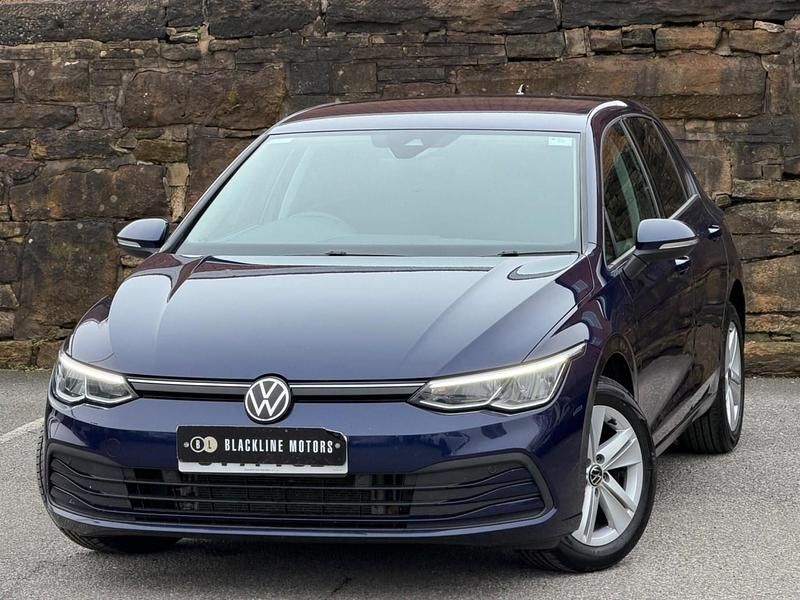Used VW Golf VII Life 130 HP (95 kW) 2021 Blue Hatchback