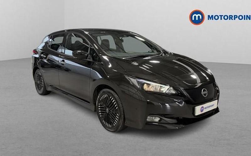 Used 2025 Nissan Leaf N-Connecta Hatchback | £10,449 (Good price) - Image 1/4
