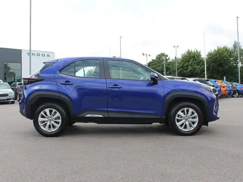 Used Toyota Yaris Cross 2024 Blue SUV