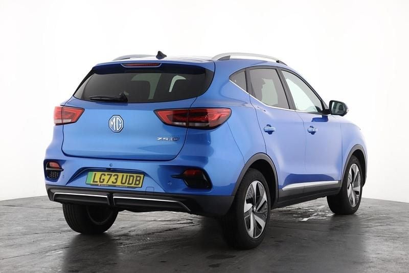 Used MG ZS Trophy 114 kW (156 HP) 2023 Blue SUV