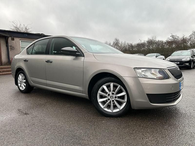 Used Skoda Octavia 105 HP (77 kW) 2013 Beige Hatchback