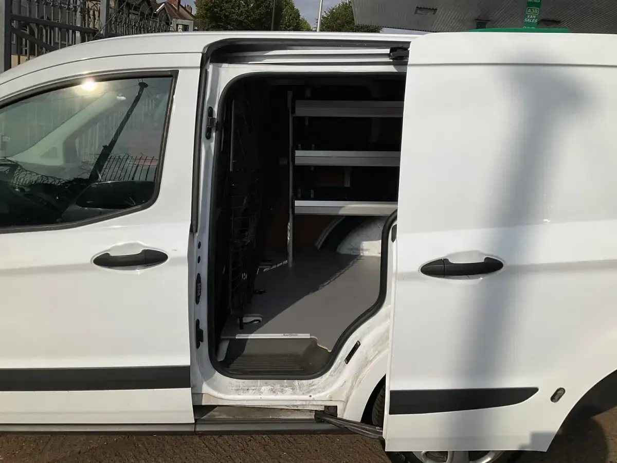Used Ford Transit Courier Trend 2022 White Van