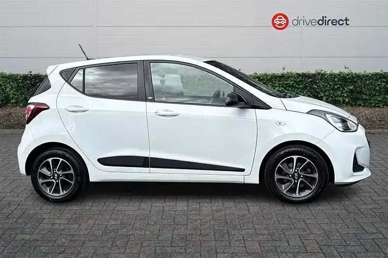 Używany Hyundai i10 GO! 67 KM (49 kW) 2018 Biały Hatchback