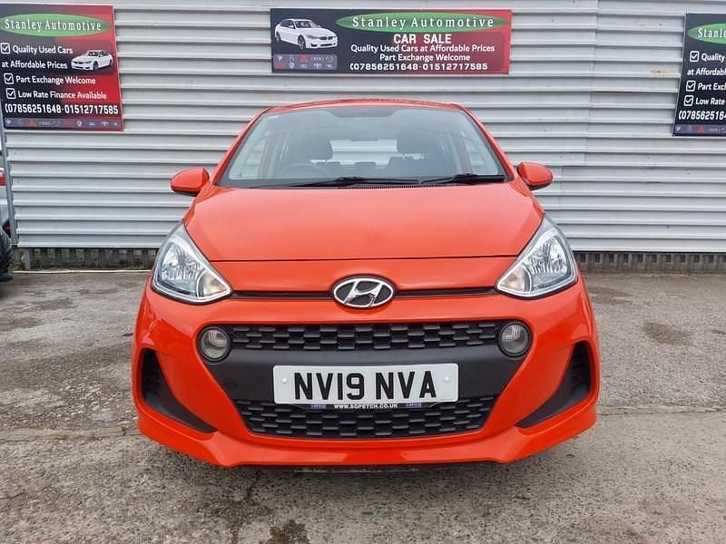 Usado Hyundai i10 SE 2019 Rojo Utilitario
