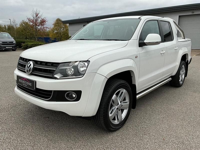White Used 2012 VW Amarok Highline Pickup | £10,995 (Fair price) - Image 1/4