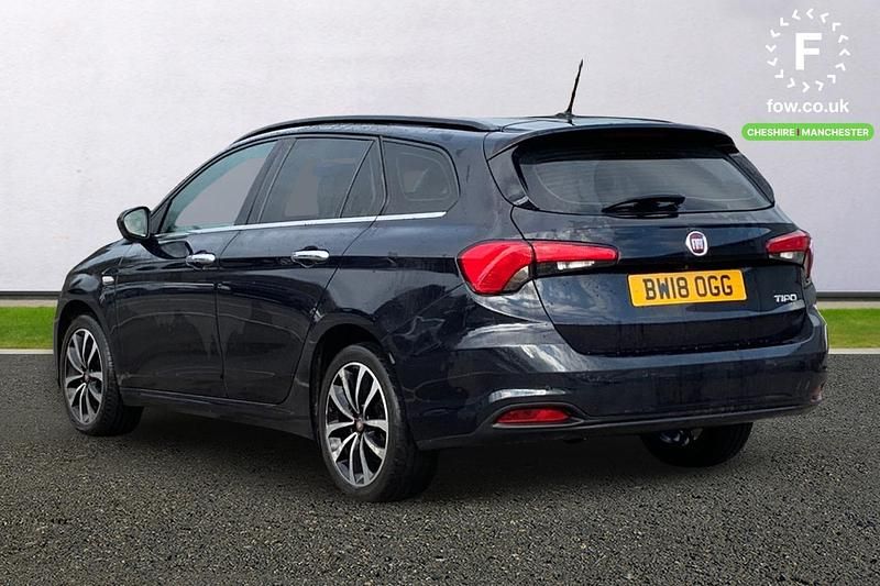 Used Fiat Tipo Lounge 120 HP (88 kW) 2018 Black Estate