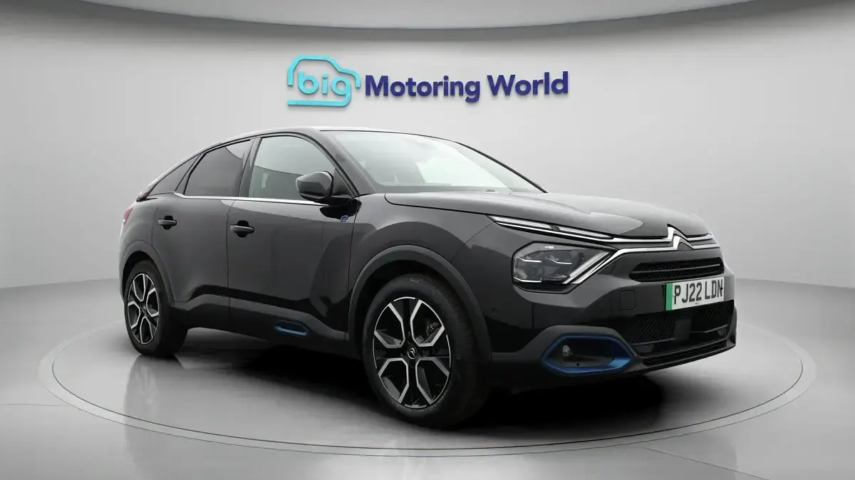 Używany Citroën e-C4 Shine 100 kW (136 KM) 2021 Hatchback