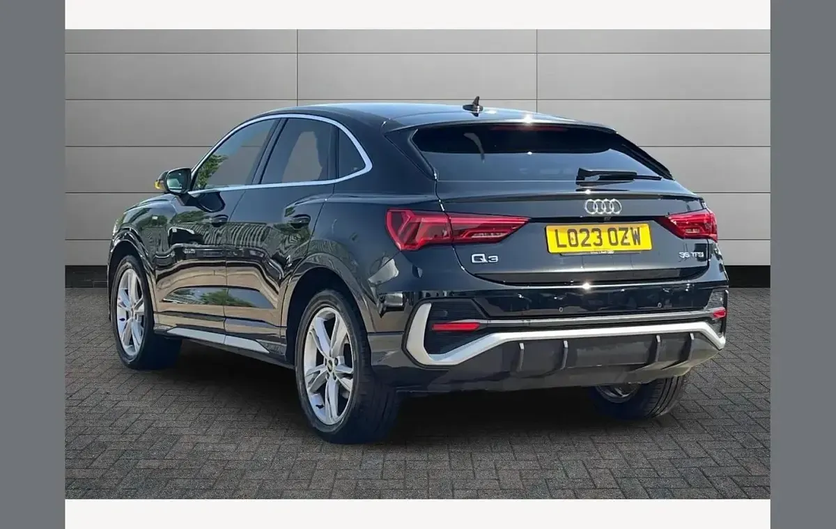 Used Audi Q3 S-Line 150 HP (110 kW) 2023 Black SUV
