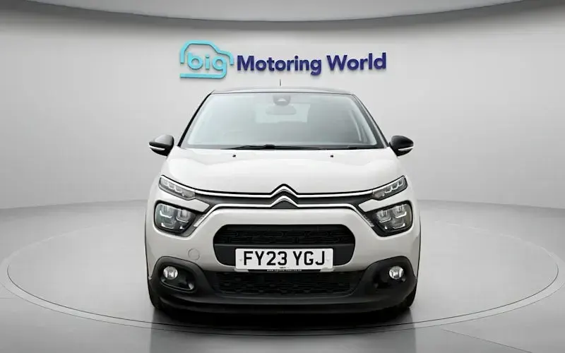Begagnad Citroën C3 PureTech 110 HK (80 kW) 2023 Beige Halvkombi