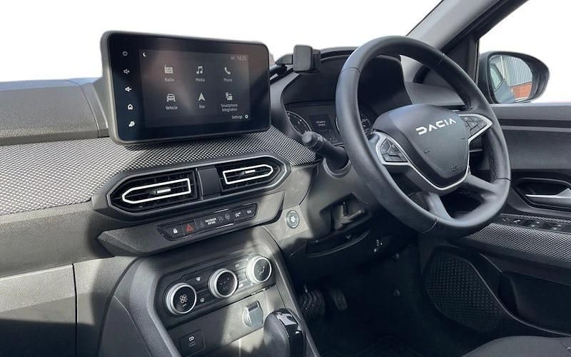 Used Dacia Sandero Journey 91 HP (66 kW) 2024 Grey Hatchback