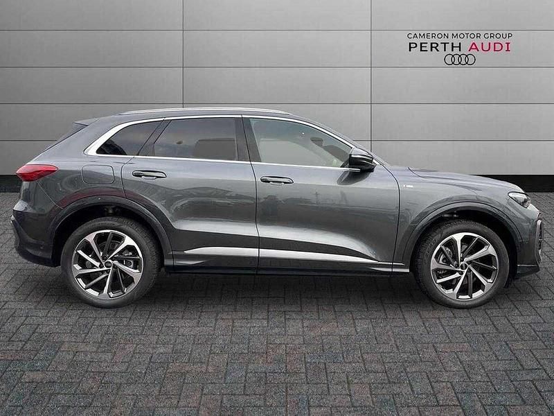 New Audi Q5 S-Line 201 HP (147 kW) 2025 Grey SUV