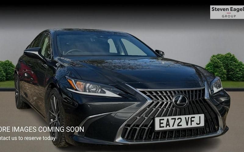 Used 2021 Lexus ES300H Sedan | £29,281 (Fair price) - Image 1/4