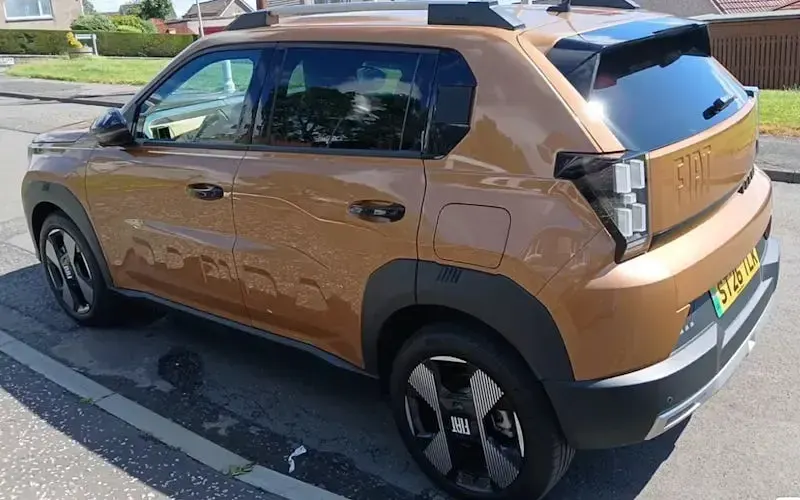 New Fiat Grande Panda La Prima 83 kW (113 HP) 2026 Bronze Hatchback