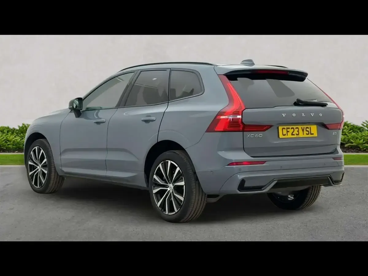 Used Volvo XC60 Ultimate 250 HP (183 kW) 2023 Grey SUV