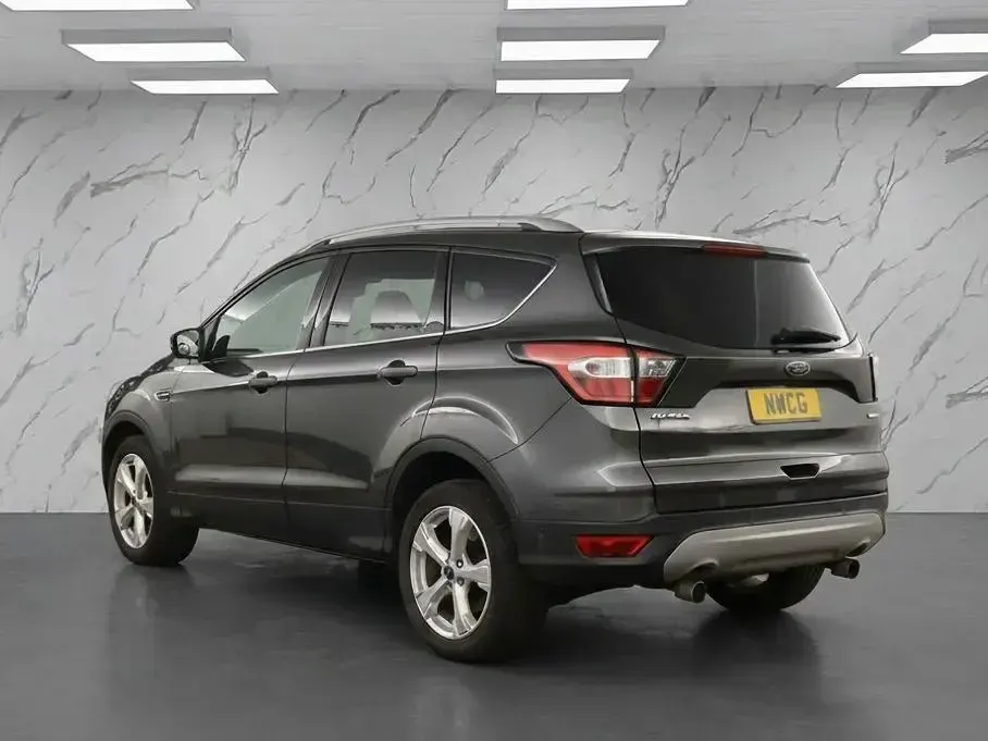 Używany Ford Kuga ST-Line X 150 KM (110 kW) 2018 Szary SUV